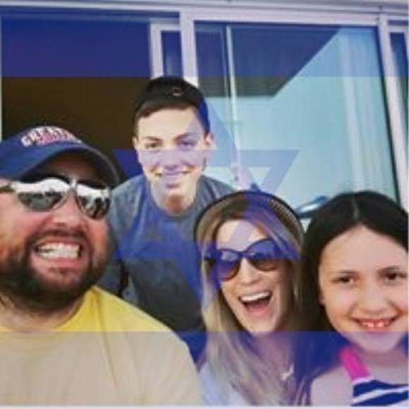 Meet your Posher, Dori