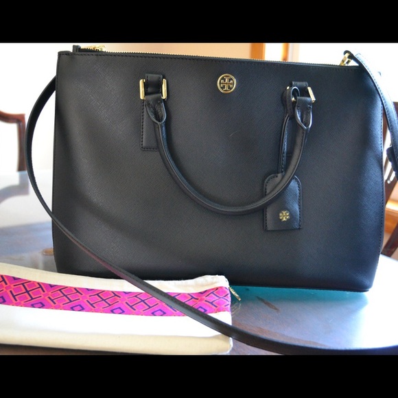 Tory Burch Handbags - Tory Burch Robinson Black Saffiano Double-zip Tote