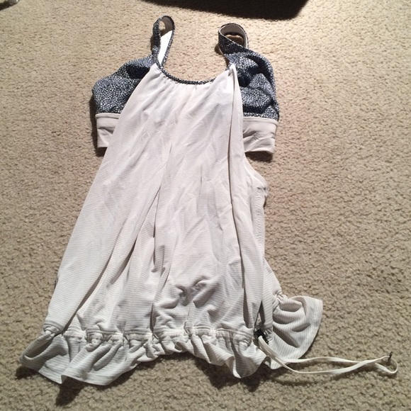 Lulu run times tank top