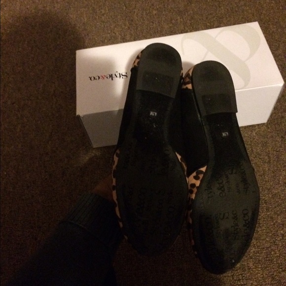 leopard print flats - Picture 3 of 3