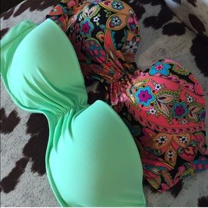 2 Victoria's secret bikini tops