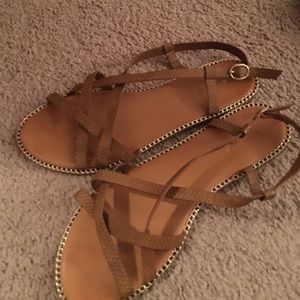 Womens brown cute sandals... worn once..