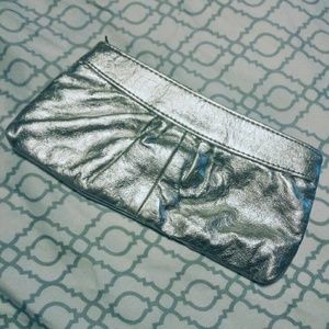 [GIFTED] SEPHORA - silver cosmetic clutch