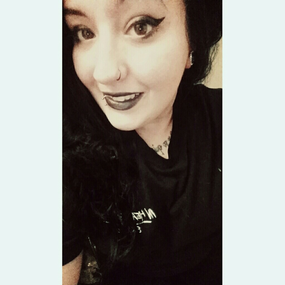 Meet your Posher, Briana
