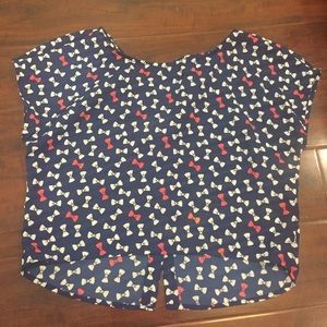 Crop top with bows