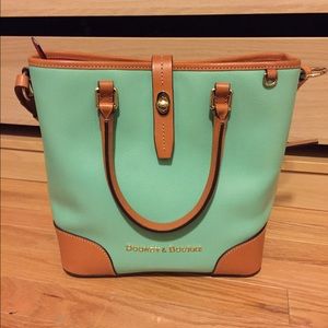 Dooney Claremont medium Cayden in sea foam