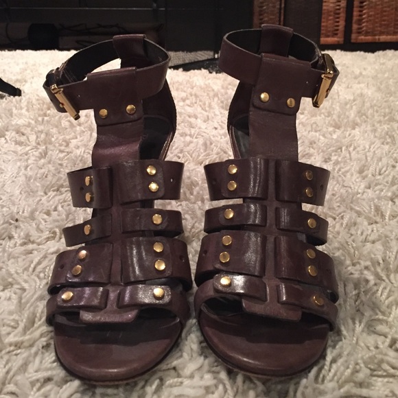 Adorable Brown Heels for Spring