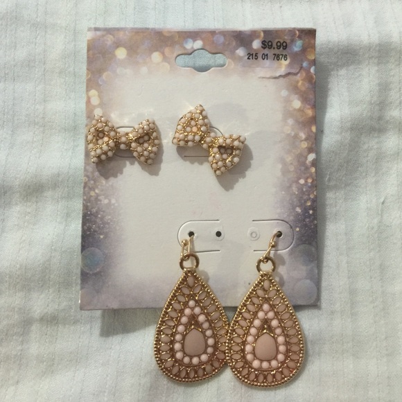 2 pair of earrings: raindrop and  style.
