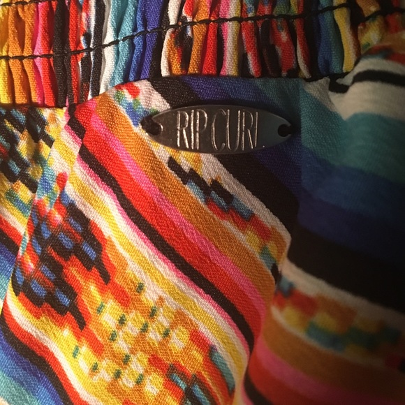 RIPCURL loose short - Picture 4 of 4