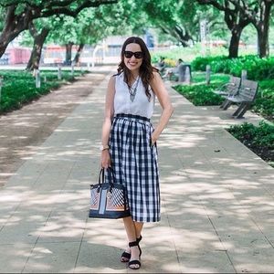 Gingham Anthropologie skirt!
