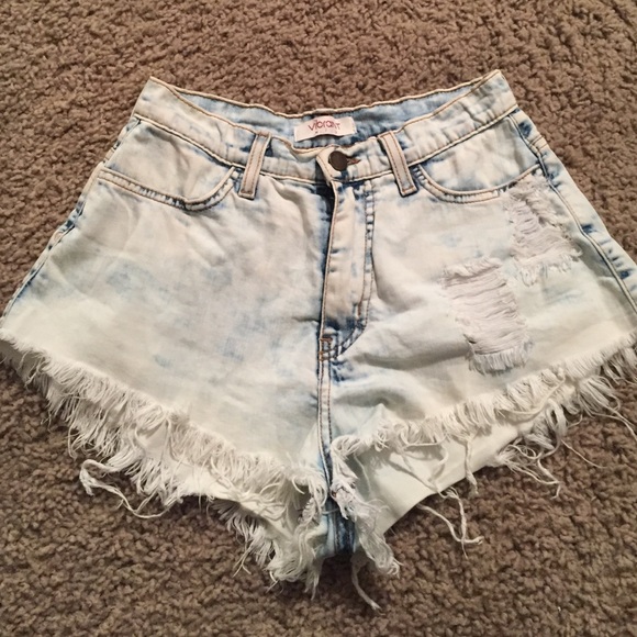 washed out jean shorts