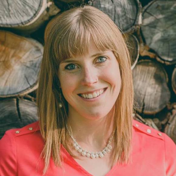 Meet your Posher, Laura - Picture 1 of 1