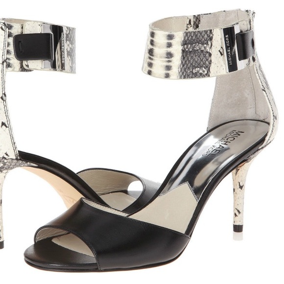 New Micheal Kors leather heels