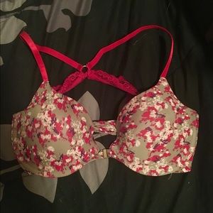 Front clasp racer back bra NWOT