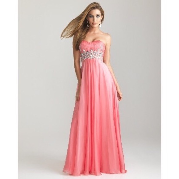 Night Moves Coral Prom | Pageant Dress  ~ 0 - Picture 1 of 4