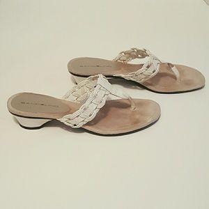 Bandolino Leather Thong Sandal w/ Original Box