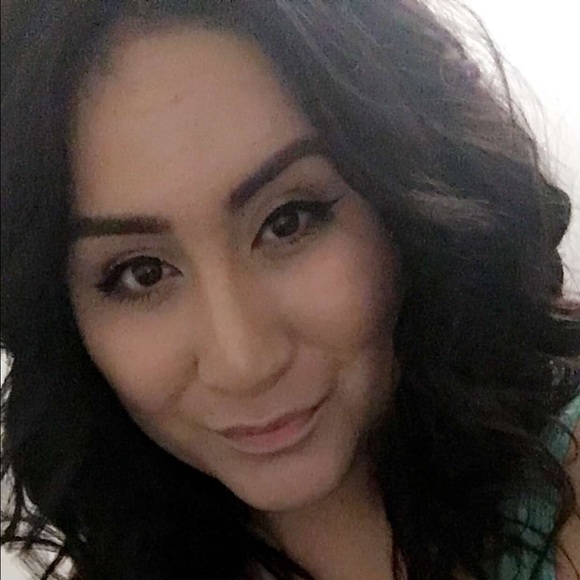 Meet your Posher, Mely - Picture 1 of 1