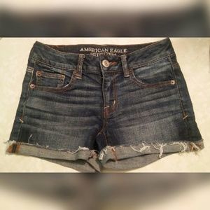 American Eagle Cut off shorts