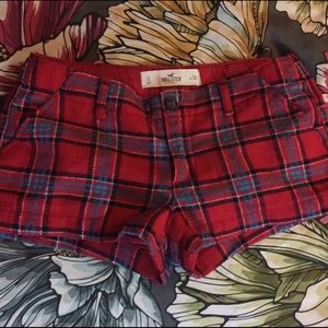 Hollister red plaid wool shorts