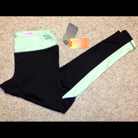 NWT***Tek Gear Workout Leggings