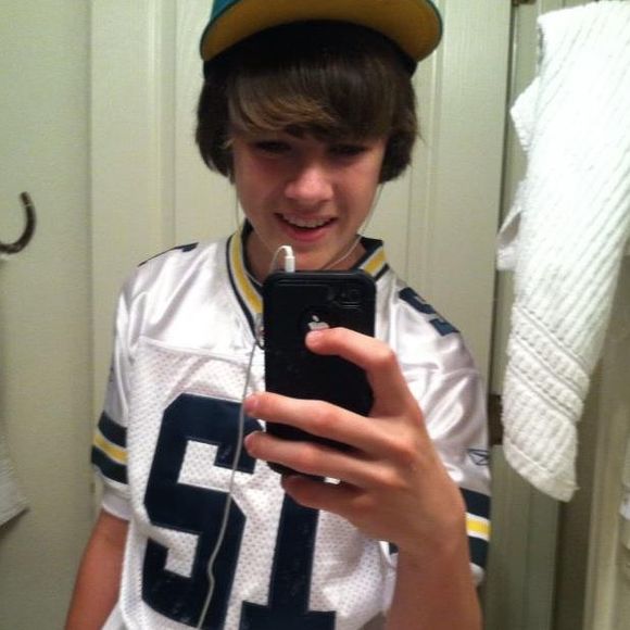 Meet your Posher, Logan - Picture 1 of 1