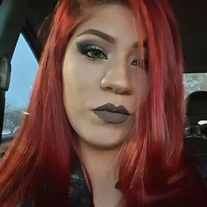 Meet your Posher, Celia