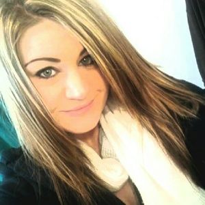 Meet your Posher, Alease