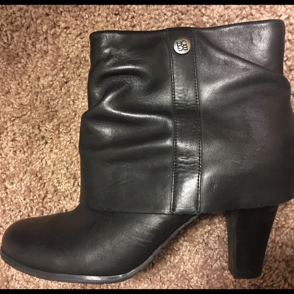 BCBG heeled booties with large cuff - Picture 2 of 3