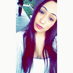 Meet your Posher, Tania