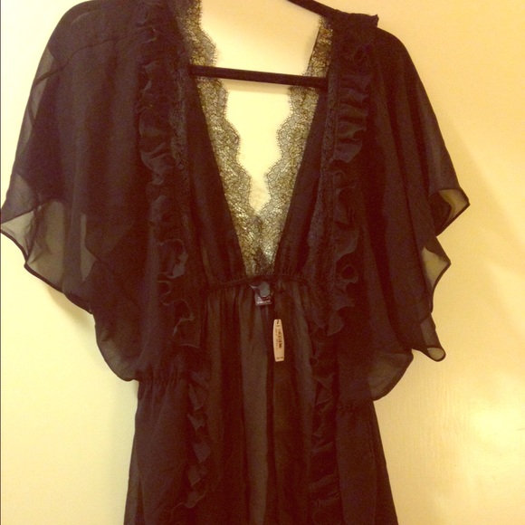 Victoria's Secret Other - Victoria's Secret lace kimono