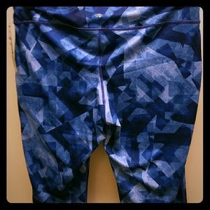 Women's Plus-sized Athletic Wear