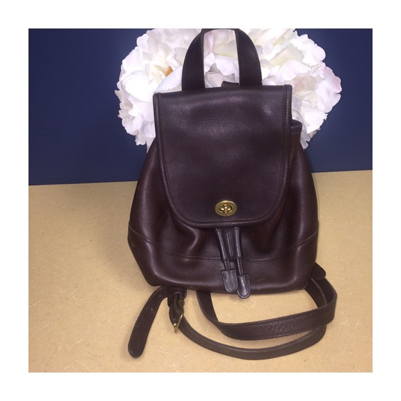 Coach Handbags - Vintage Coach leather backpack