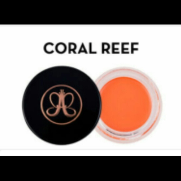 Anastasia Beverly Hills creme color in CORAL REEF