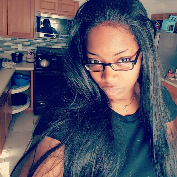 Meet your Posher, Brandi - Picture 1 of 1