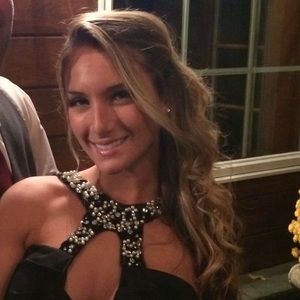 Meet your Posher, Melanie