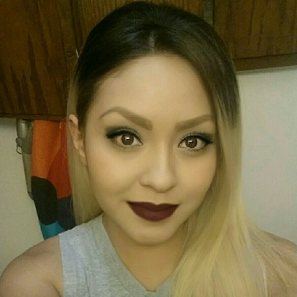 Meet your Posher, Karina