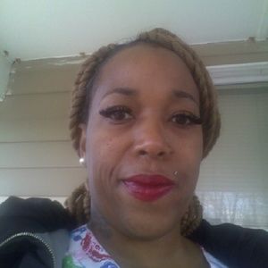 Meet your Posher, Joyce