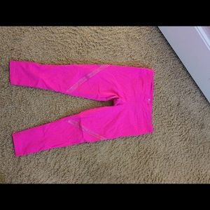Splits 59 hot pink workout crops