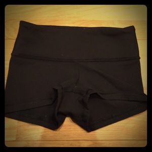 Lululemon black athletic shorts