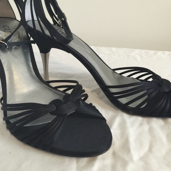 Black Open Toe Guess Heels w/ strap