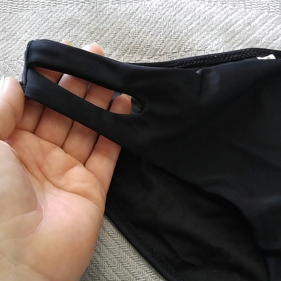 ❌❌SOLD❌❌BNWT Black fringe Bikini! - Picture 3 of 4