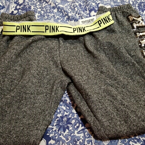 Bnwt Victoria secret pink sweatpants