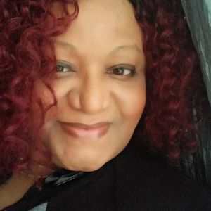 Meet your Posher, Jeannette