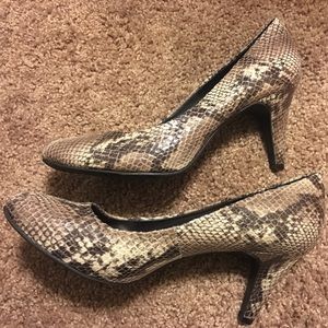Snakeskin pumps
