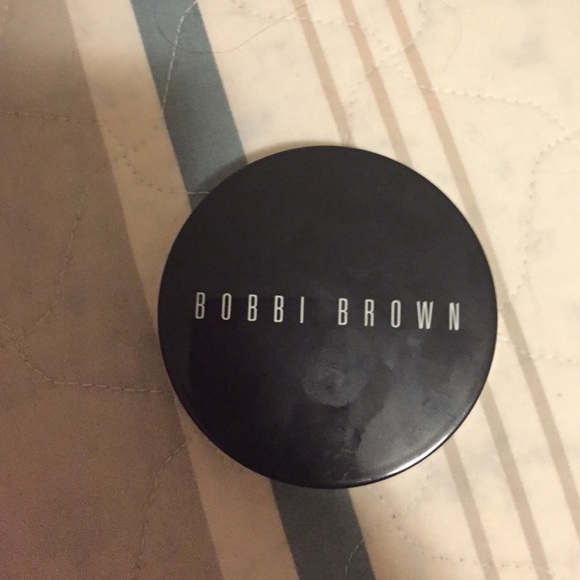 Bobbi brown powder