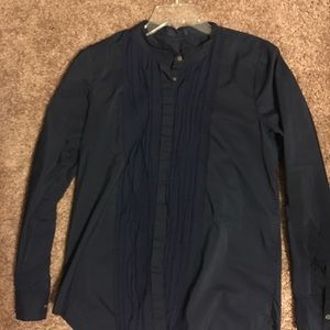 GAP Button down in Navy with ruffle detail