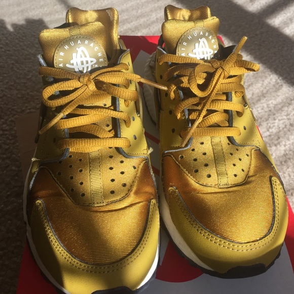 Air Huarache womens
