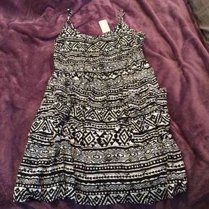 Cute black & white printed dress