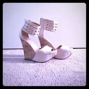 Pinar wedge - Never Worn