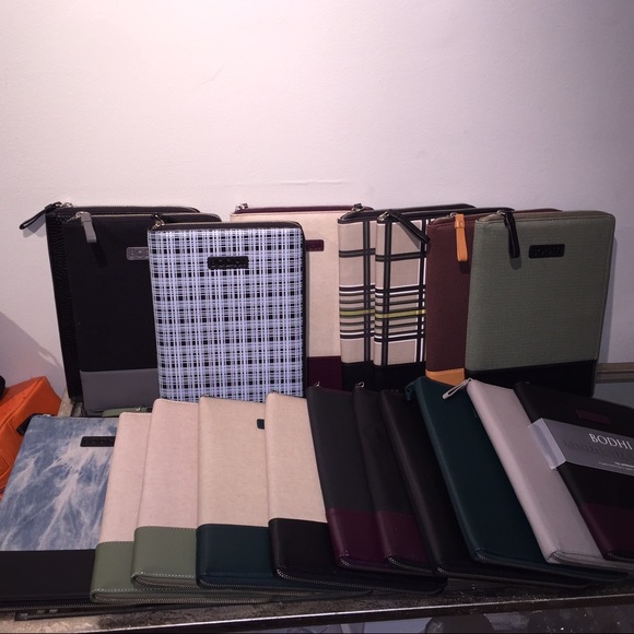 Leather/Leather Trim Kindle DX Cases- Bundle of 19